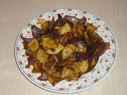 Onion and potato chips
