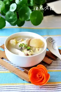 Apple corn chicken soup