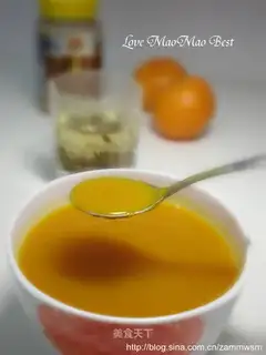 Honey pumpkin soup
