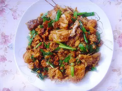 Fish meat with leek flavor