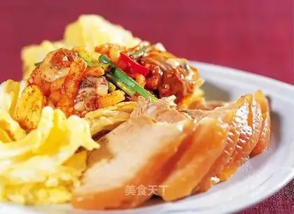 Pork with raw vegetables
