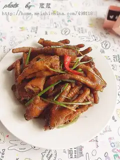 Maotai-flavored chicken feet