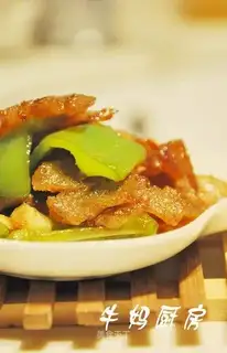 stir-fried pepper with fragrant pork