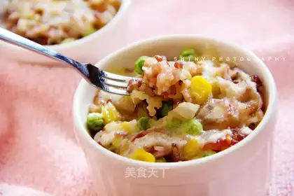 Baked rice with colorful vegetables