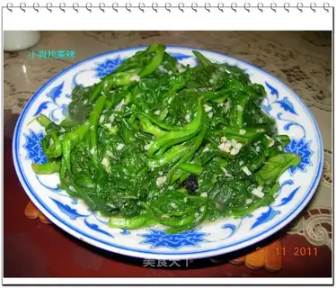 Garlic chrysanthemum