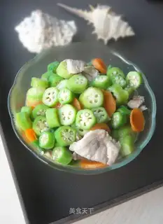 Fried pork slices with okra