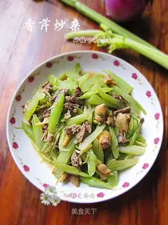 stir-fried celery