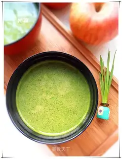Apple, lemon, wheat grass juice