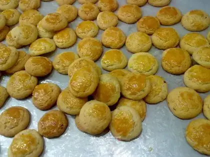 Peanut and Walnut Crispy
