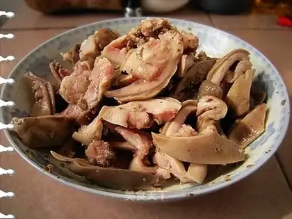 White pepper pork tripe soup