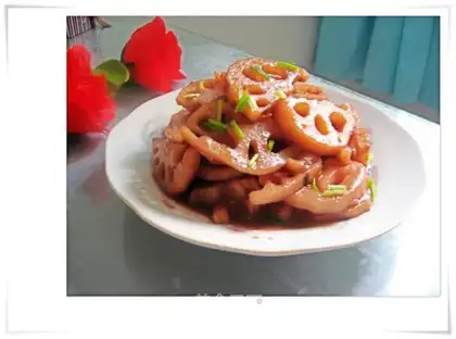 lotus root slices with onion flavor