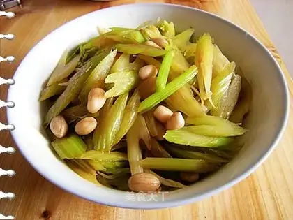 Celery mixed with peanuts