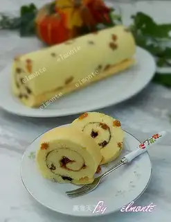 Raisin cake roll