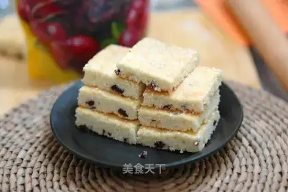 Cranberry honey cake
