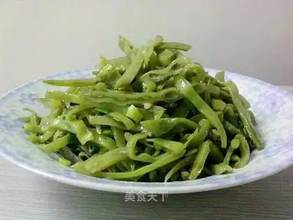 stir-fried shredded lentils