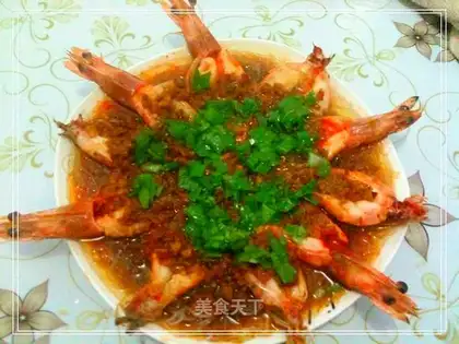 Steamed shrimp with garlic and vermicelli