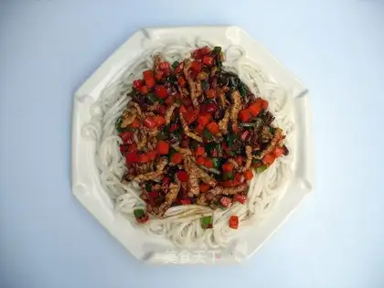 Home-style noodles with bean paste