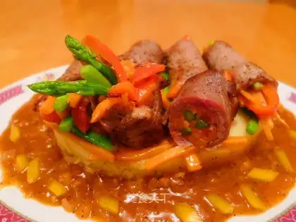 Beef and vegetable rolls