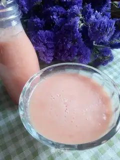Tomato pineapple juice