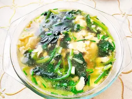 Spinach egg soup