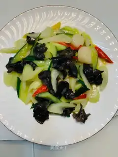 The cucumber tape