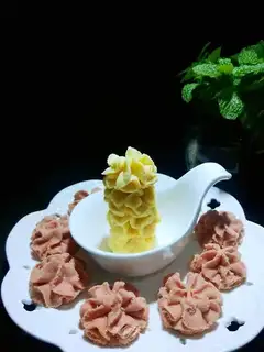 Soothing three-colored cookies