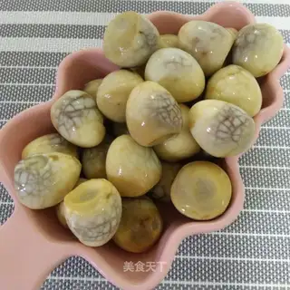 Five quail eggs