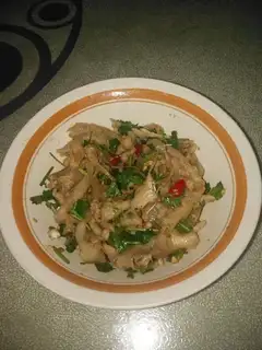 Spicy chicken claws