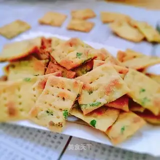 Onion soda cookies