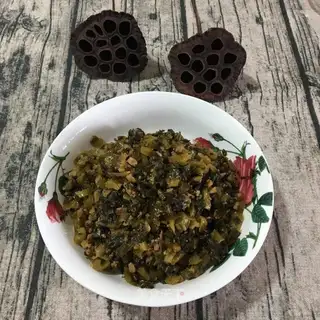 Meat and sour sauce