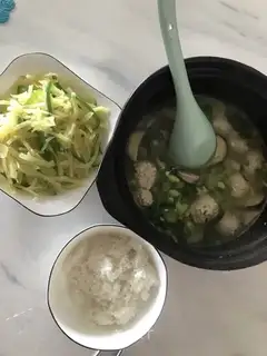 Soup with green vegetables