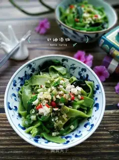Spinach noodles