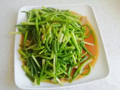 Salted meat with garlic