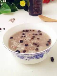 Black blood oatmeal