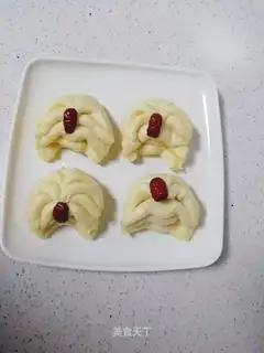 Antler rolls