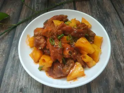 Sugar vinegar pineapple ribs