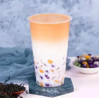 Taco Red Tea latte