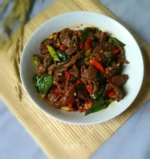 Spicy beef chips