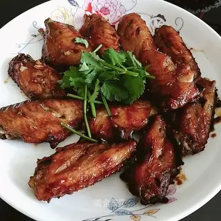 Chicken wings of garlic honey