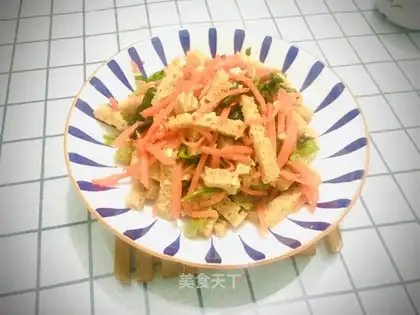 Noodle carrots and spinach