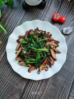 Fries and spinach