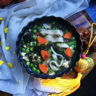 Soybeans pasta soup