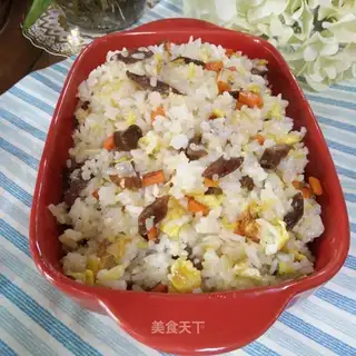 Weenie carrot fried rice