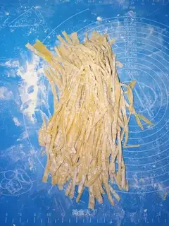 Egg noodles