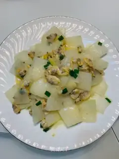 The clams are fried