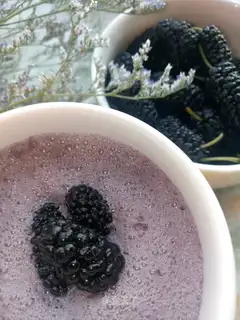 An apple shake