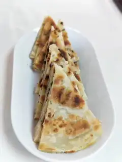 Onion cake
