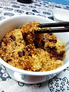Red dates, yellow rice cake