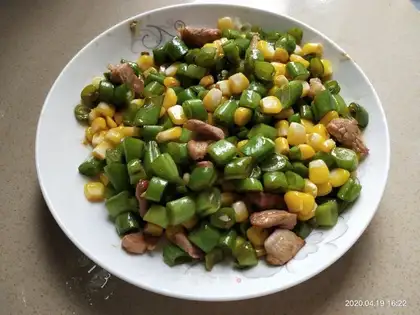 ♪ Four seasons of bean corn fried meat ♪