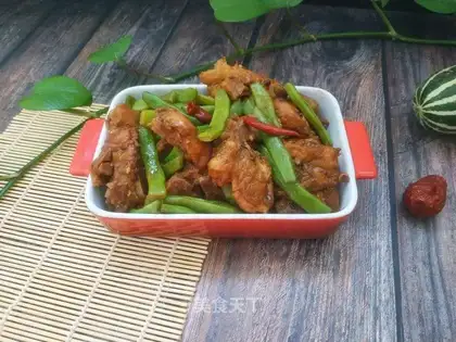 Four seasons of bean roasted ribs